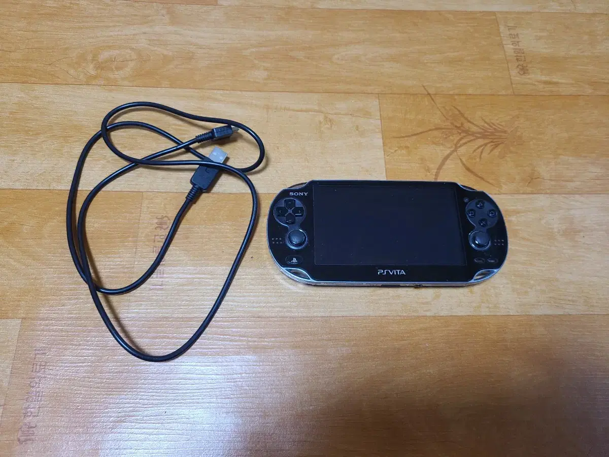 ps vita 1005